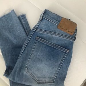 Artizia Denim forum Lola high rise skinny. size 27